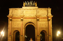 Petit Arc de Triomphe Parijs