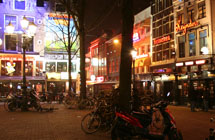 Het Leidseplein het Rembrandtplein en het Waterlooplein Amsterdam - 2