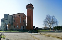 Cittadella Medici en de Torre Guelfa Pisa - 2