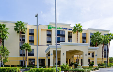 Holiday Inn Express Hotel & Suites Kendall East Miami - 4