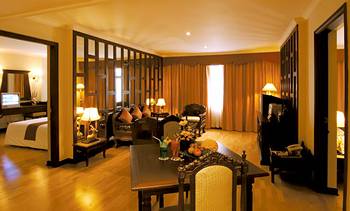 Windsor Suites Hotel Bangkok - 8